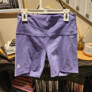 Lululemon Train High-Rise Shorts size 8